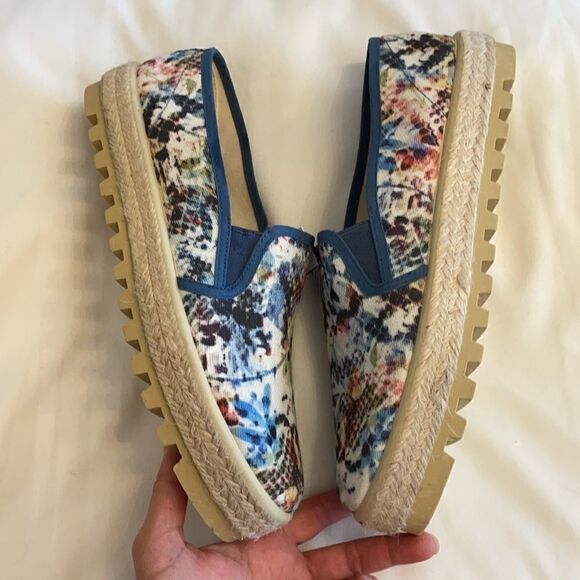 SIXTYSEVEN MULTI COLOR ESPADRILLES.   NEW - Picture 5 of 8